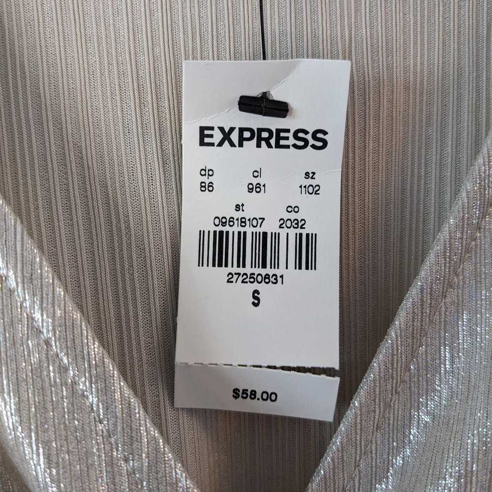 🔖3for$25 Express Metallic Champagne Balloon-Sleeved Top NWT - Picture 3 of 4